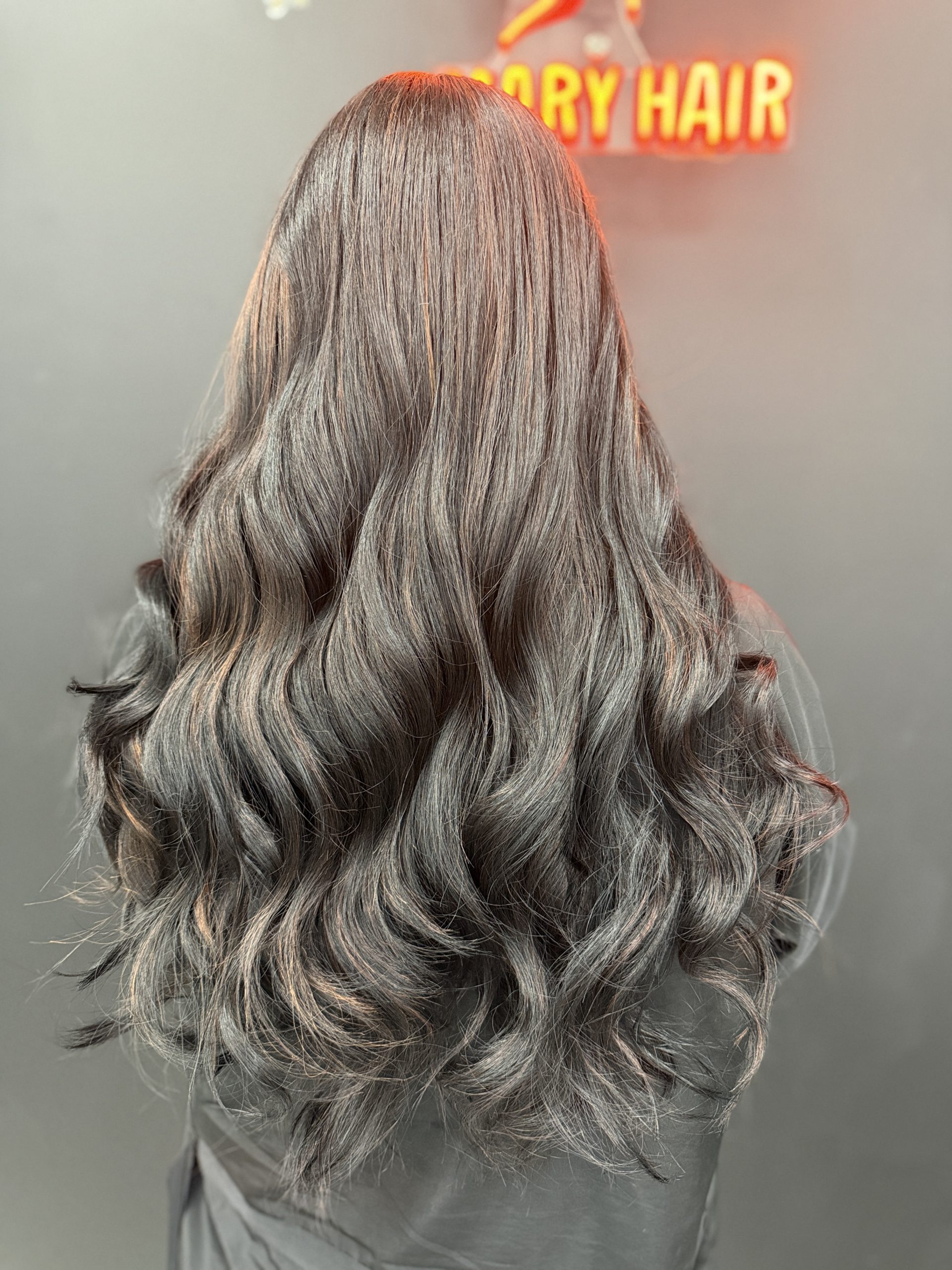 Ondas suaves con brillo natural